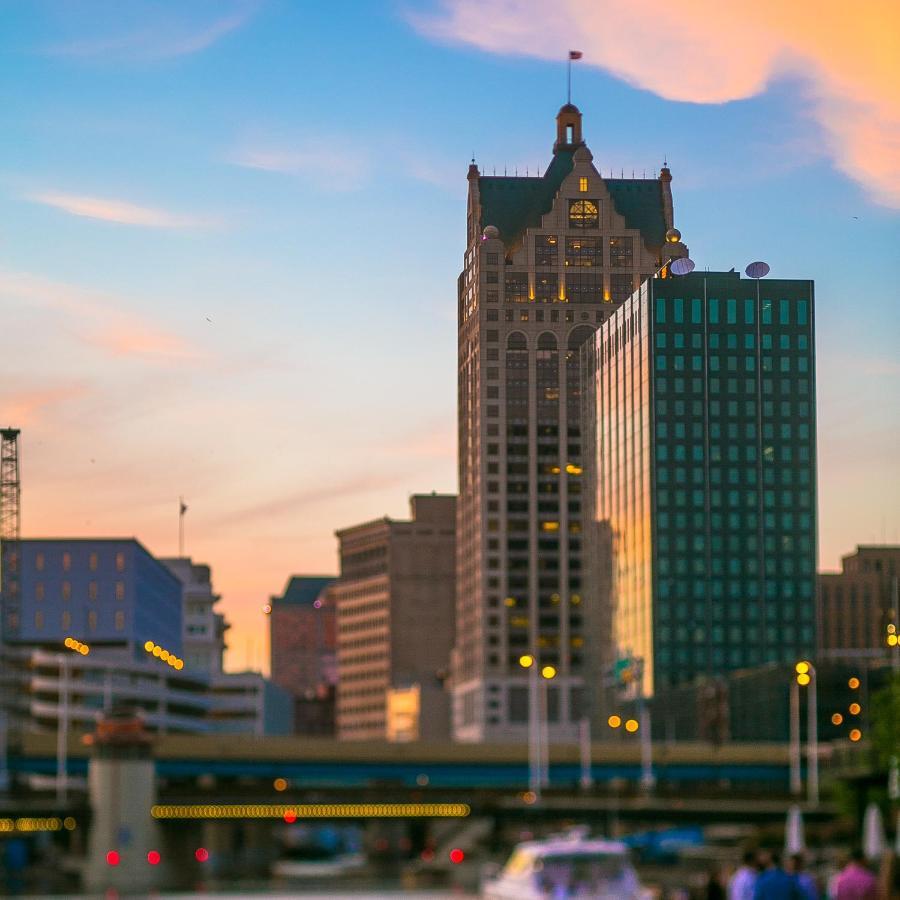Frontdesk Maxwell Lofts Milwaukee Walker'S Point Apartment ภายนอก รูปภาพ